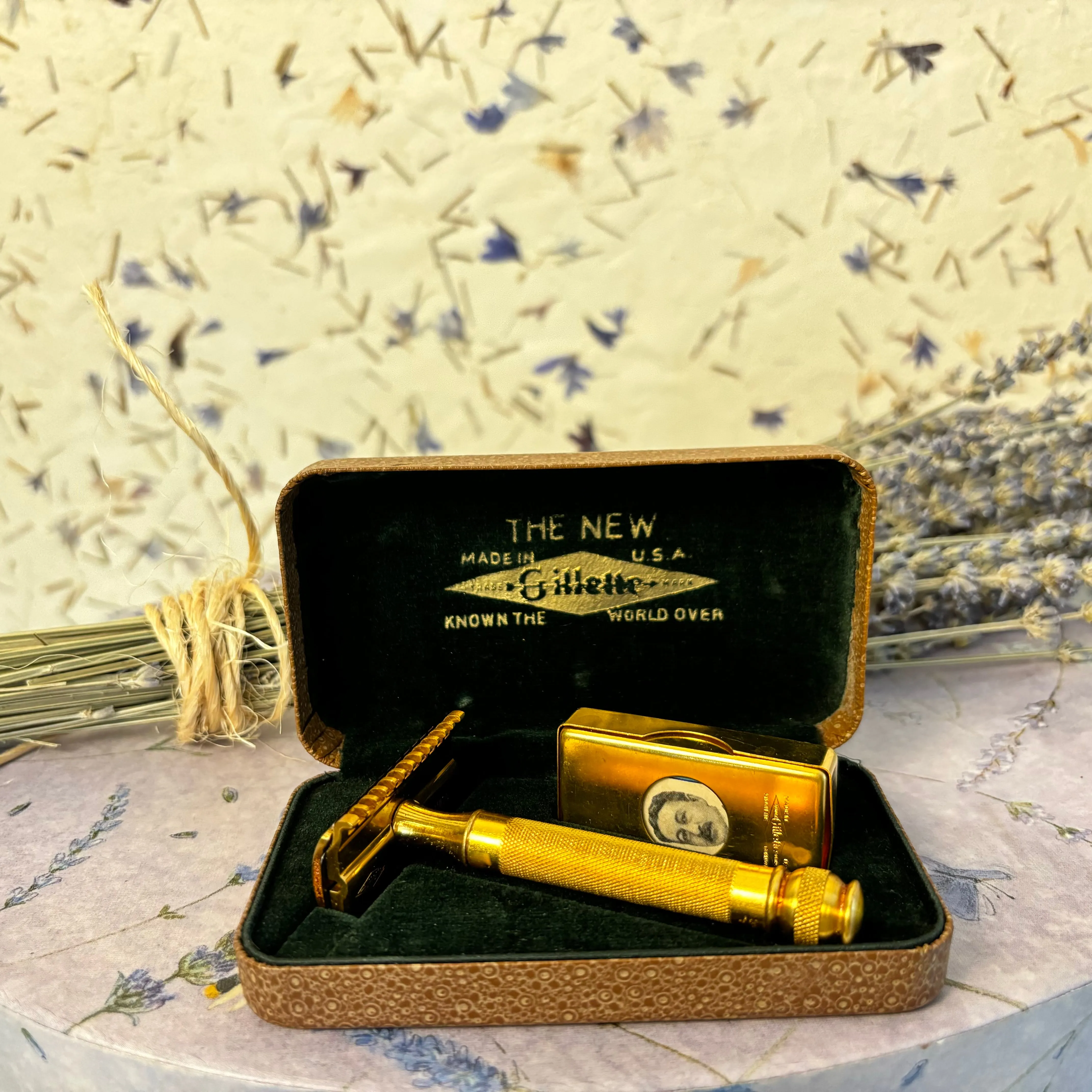 1920 Gillette Safety Razor with Original Blade Case