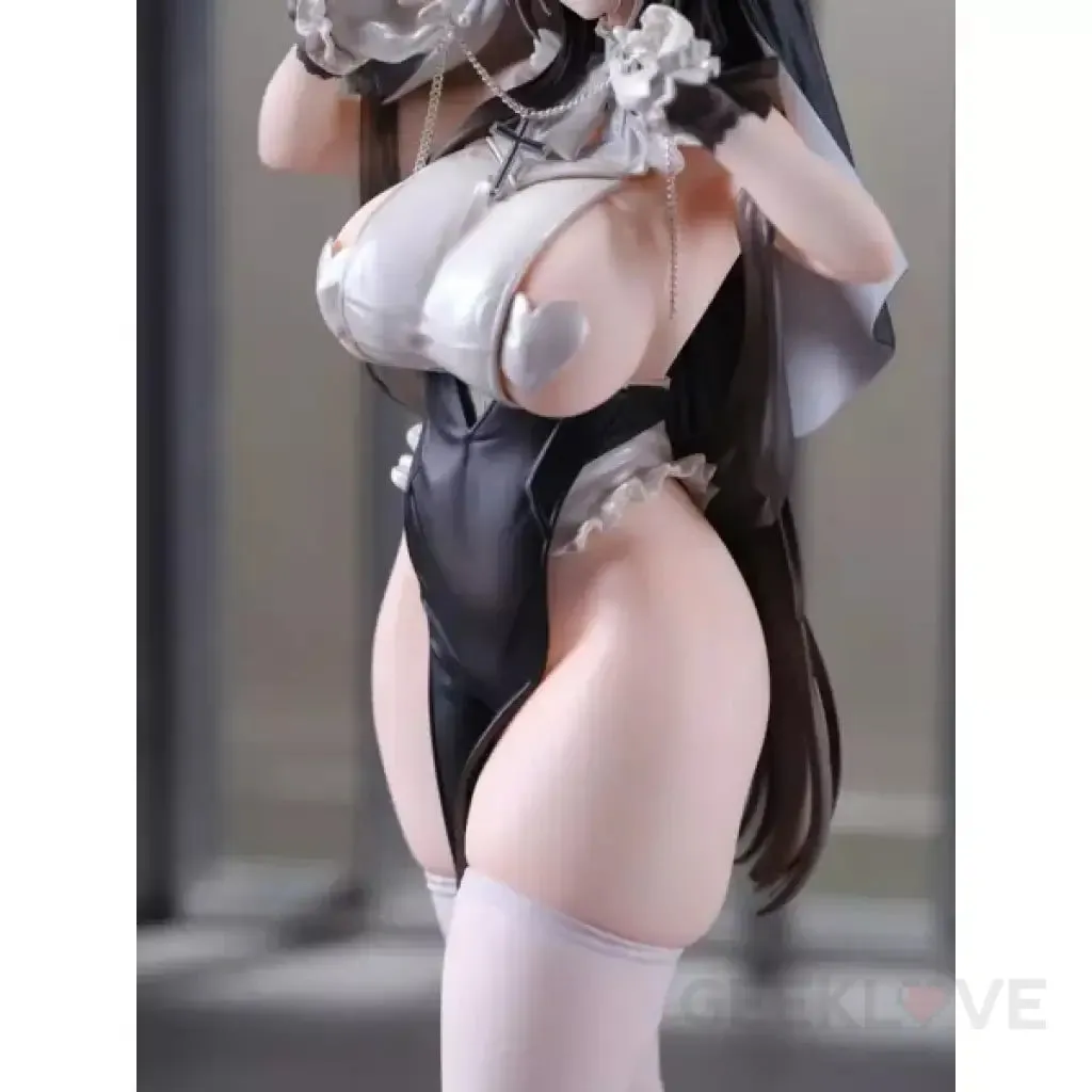 Cosplay Sister Illustrated by Souji Hougu 1/4