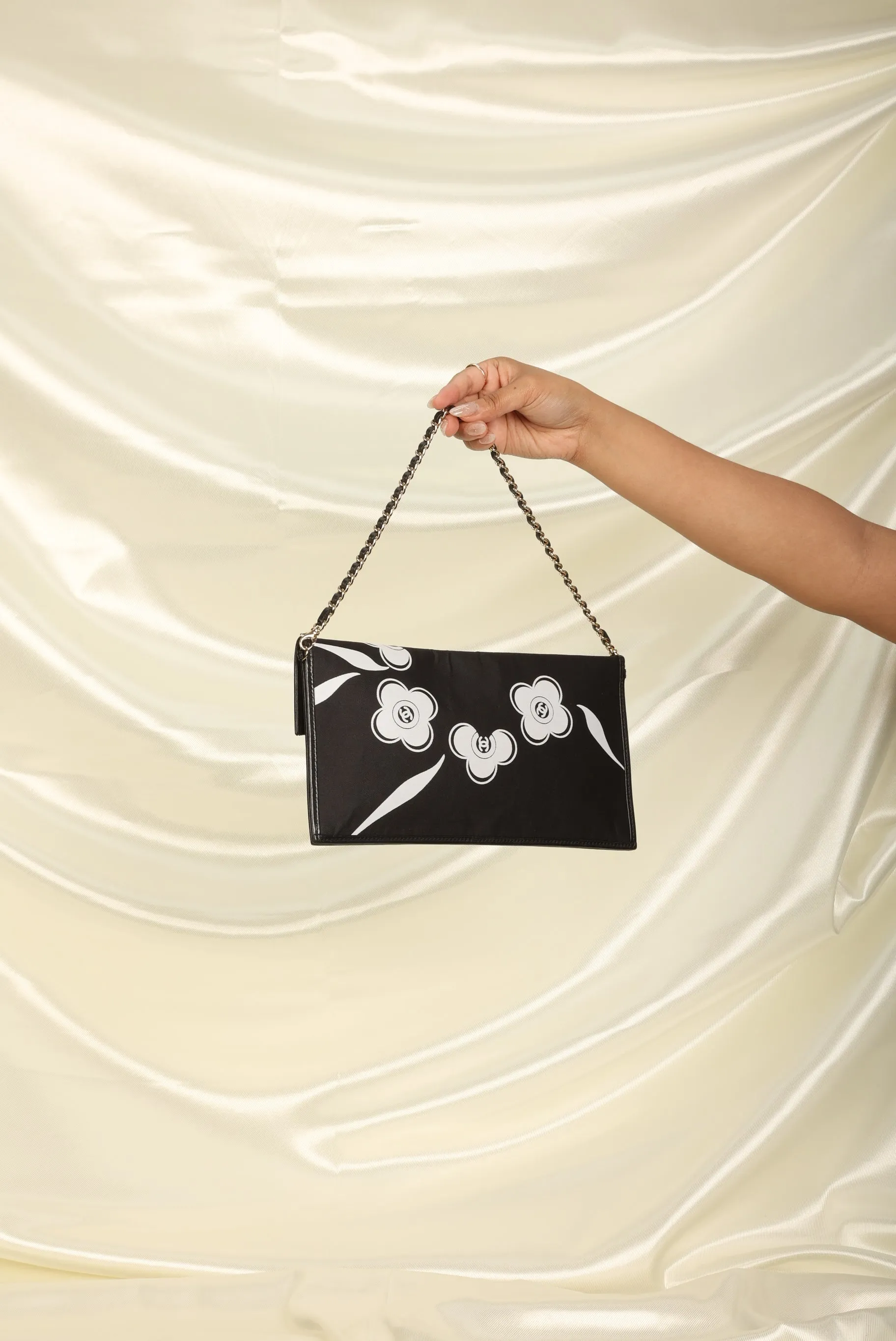 Extremely Rare Chanel Camellia CC Chain Pochette