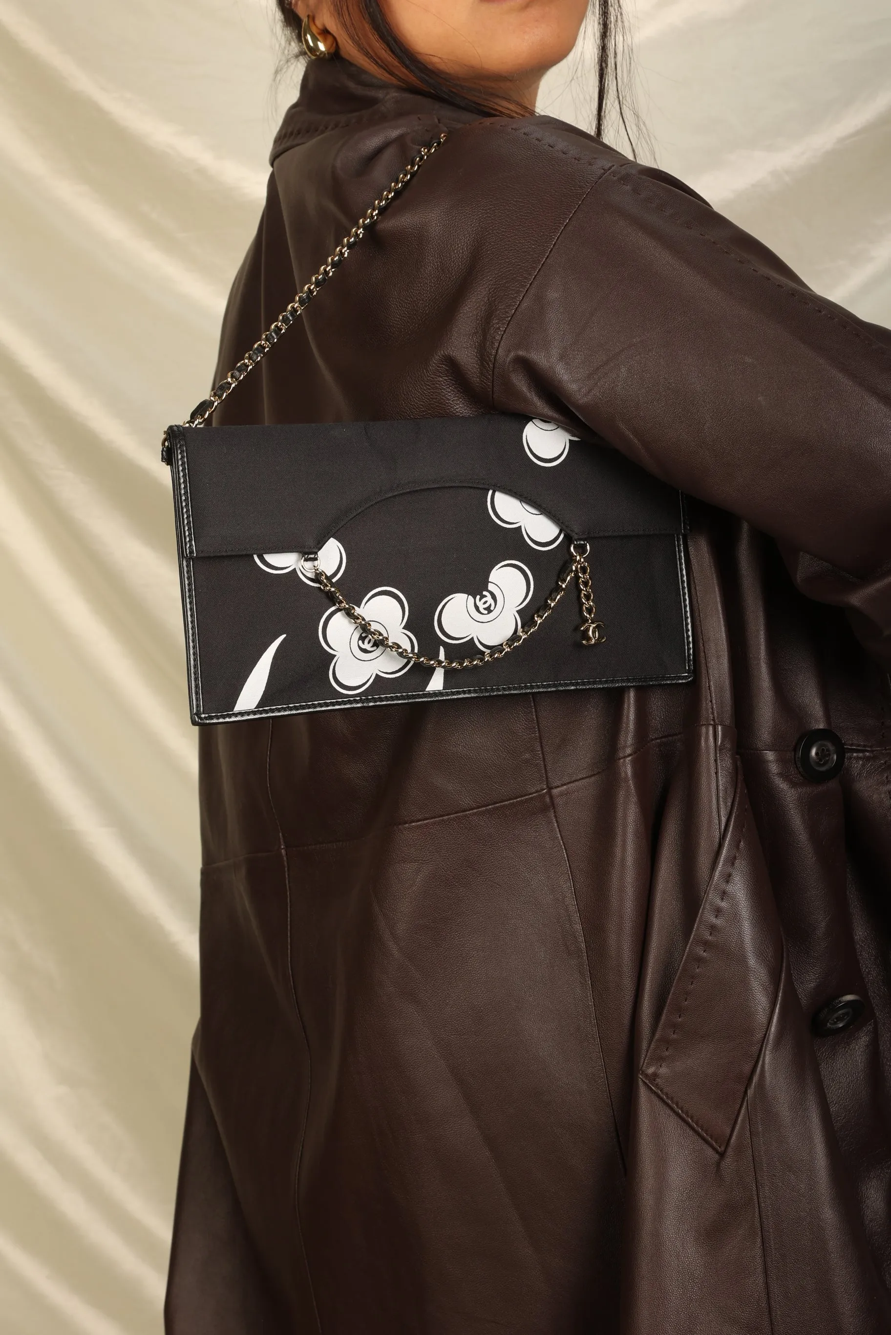 Extremely Rare Chanel Camellia CC Chain Pochette