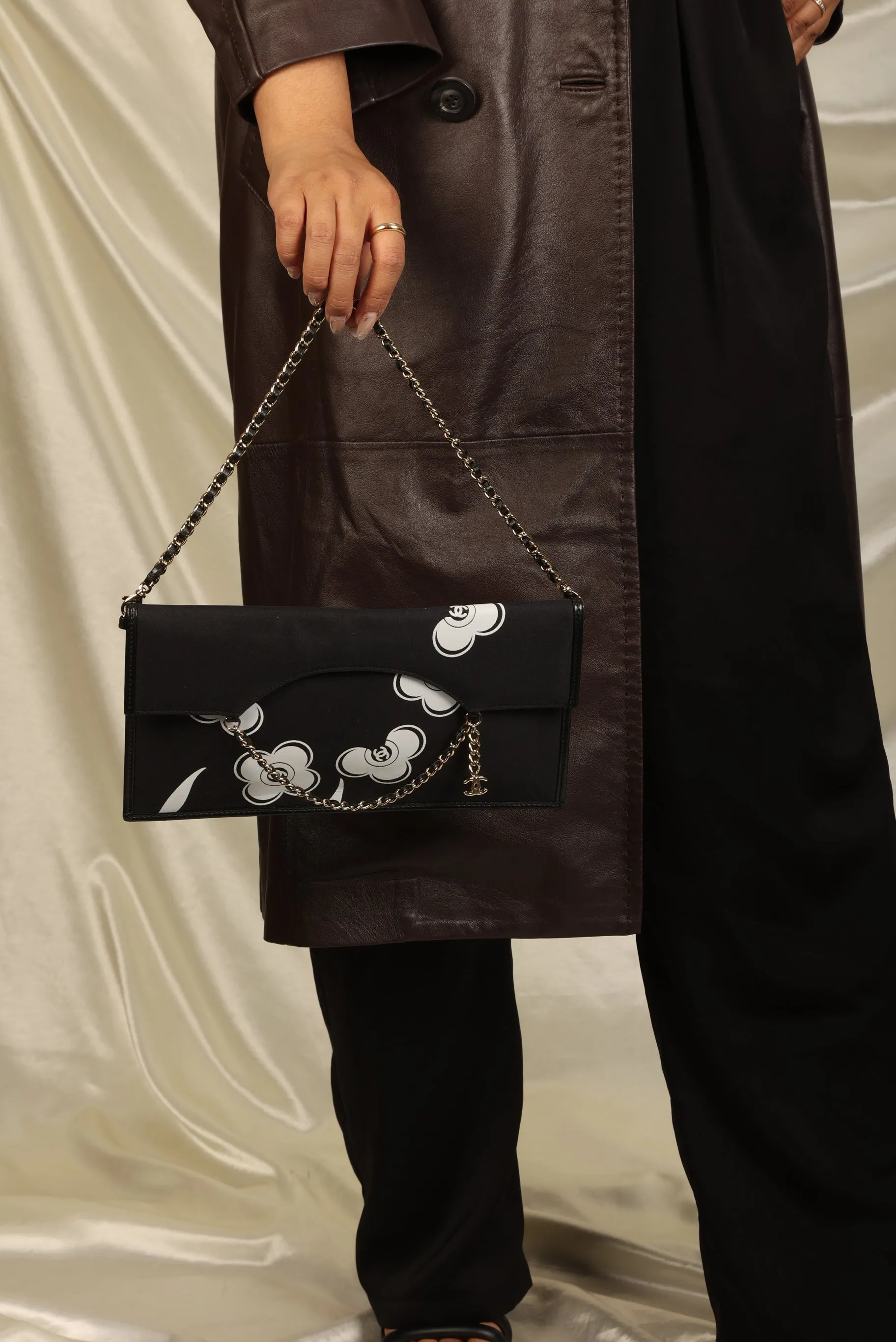 Extremely Rare Chanel Camellia CC Chain Pochette