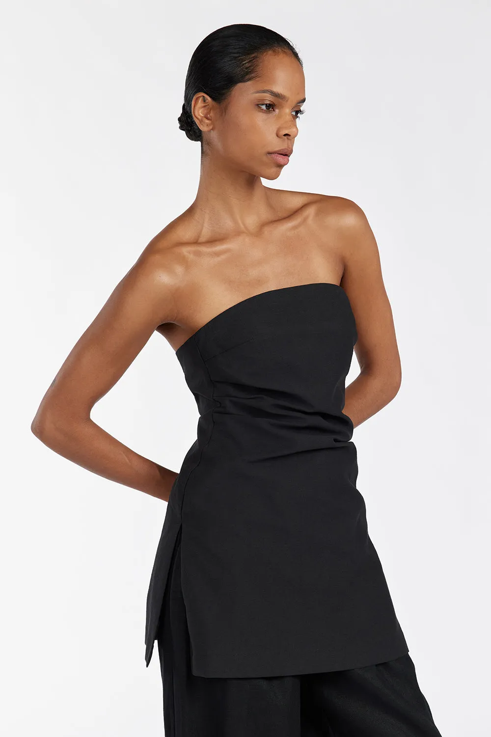 LEO BLACK STRAPLESS TUNIC