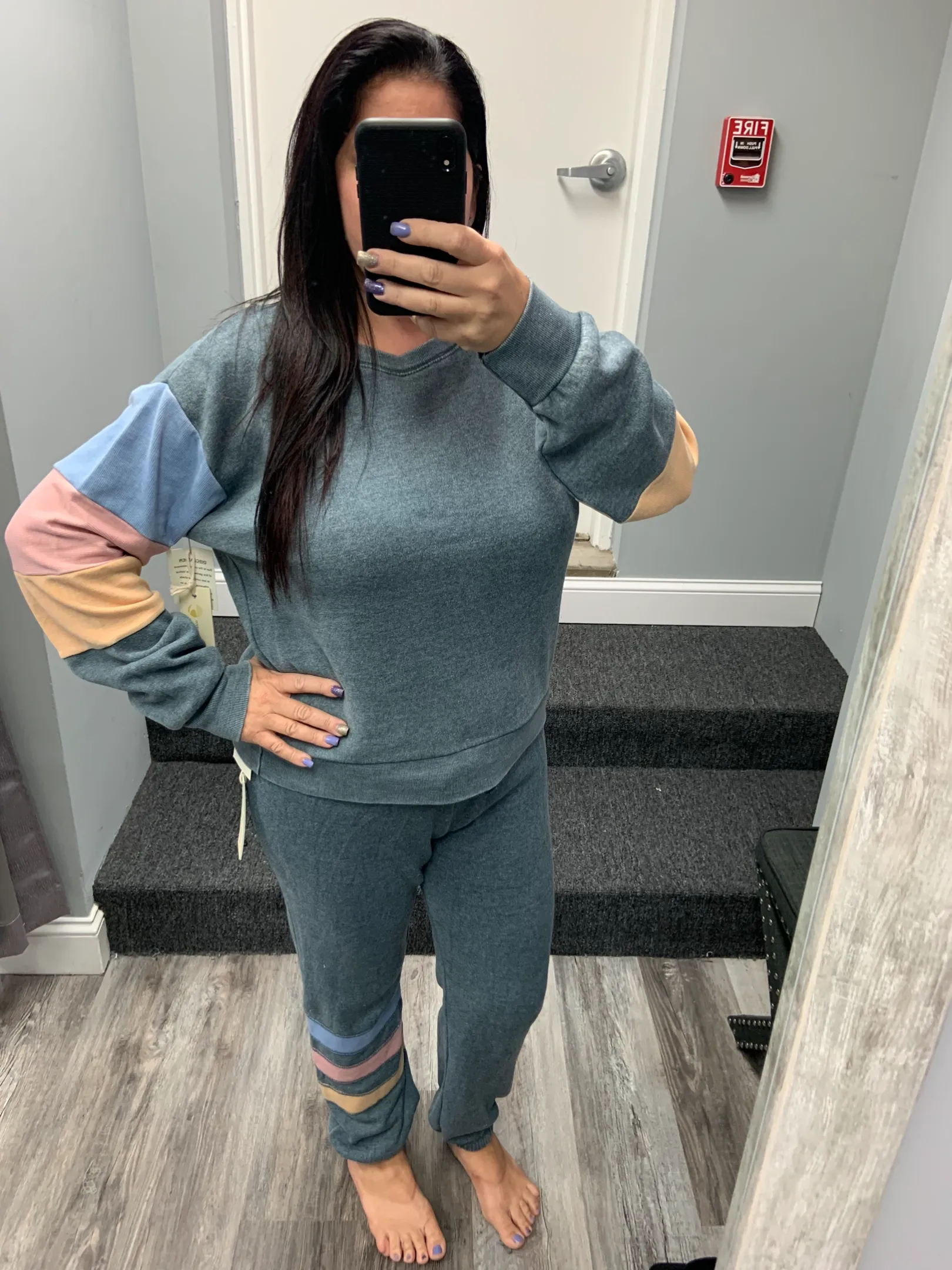 OCEAN DRIVE TIDEWATER GREY OR WHITE  W/ MULTI STRIPES BURNOUT COLORBLOCK CREWNECK