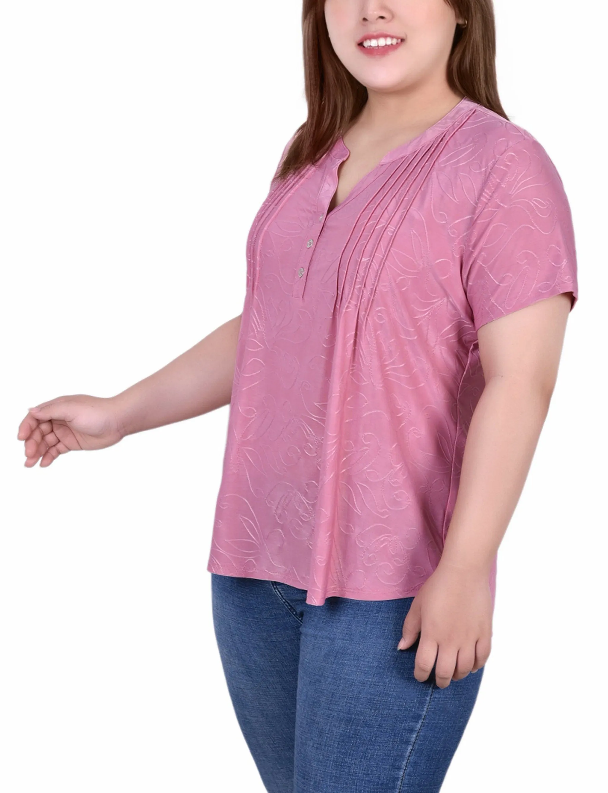 Plus Size Short Sleeve Y Neck Jacquard Knit Top