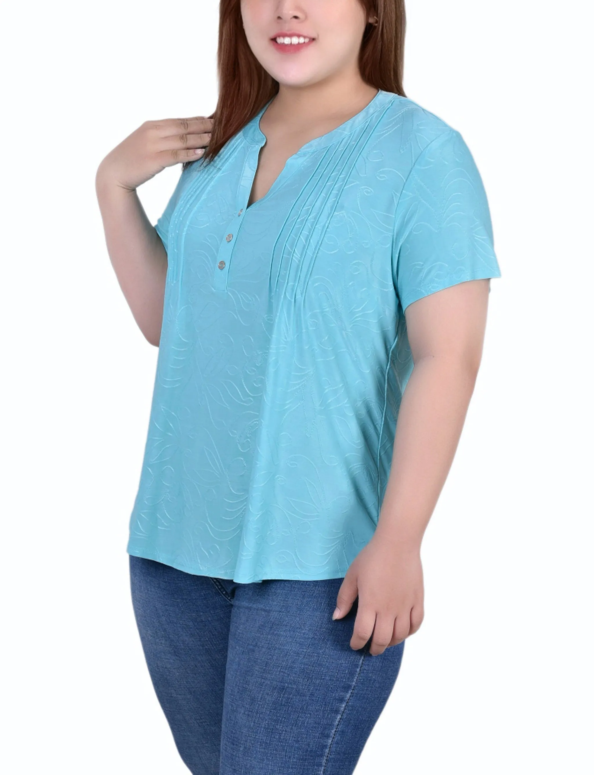 Plus Size Short Sleeve Y Neck Jacquard Knit Top