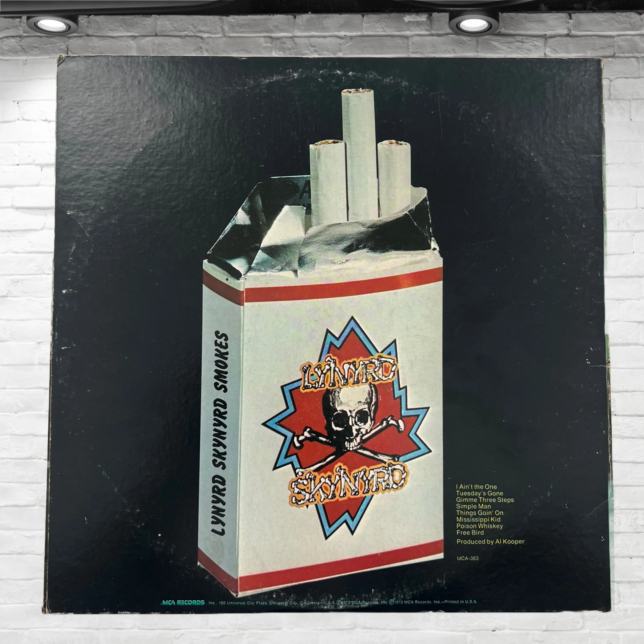 Vintage 1970s original Lynyrd Skynyrd "Pronounced 'Lĕh-'nérd 'Skin-'nérd" Vinyl Album